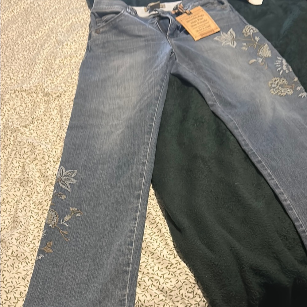 Democracy Women's High Rise Blue Jeans - Picture 3 of 6